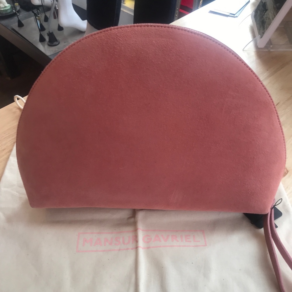 Mansur Gavriel new without tags pink suede clutch